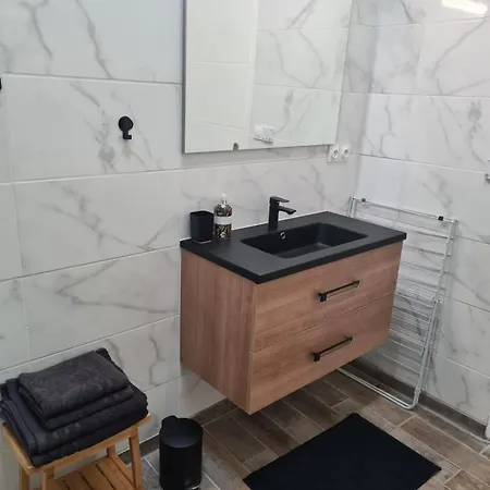 Ferienhaus Au Coeur Des Vignes, Jacuzzi Et Sauna Prives *